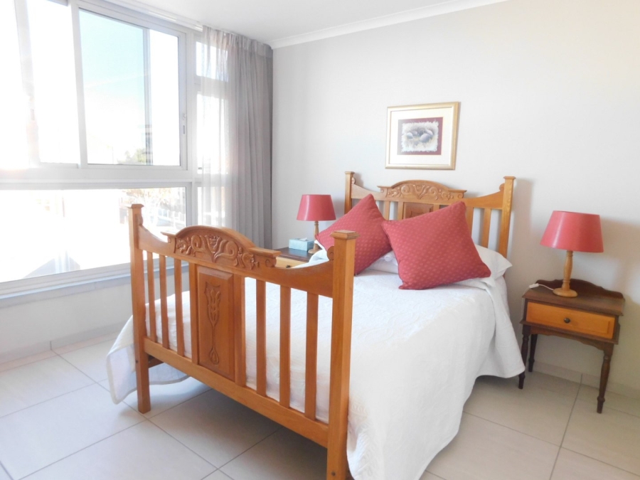 To Let 3 Bedroom Property for Rent in Strand Central Western Cape